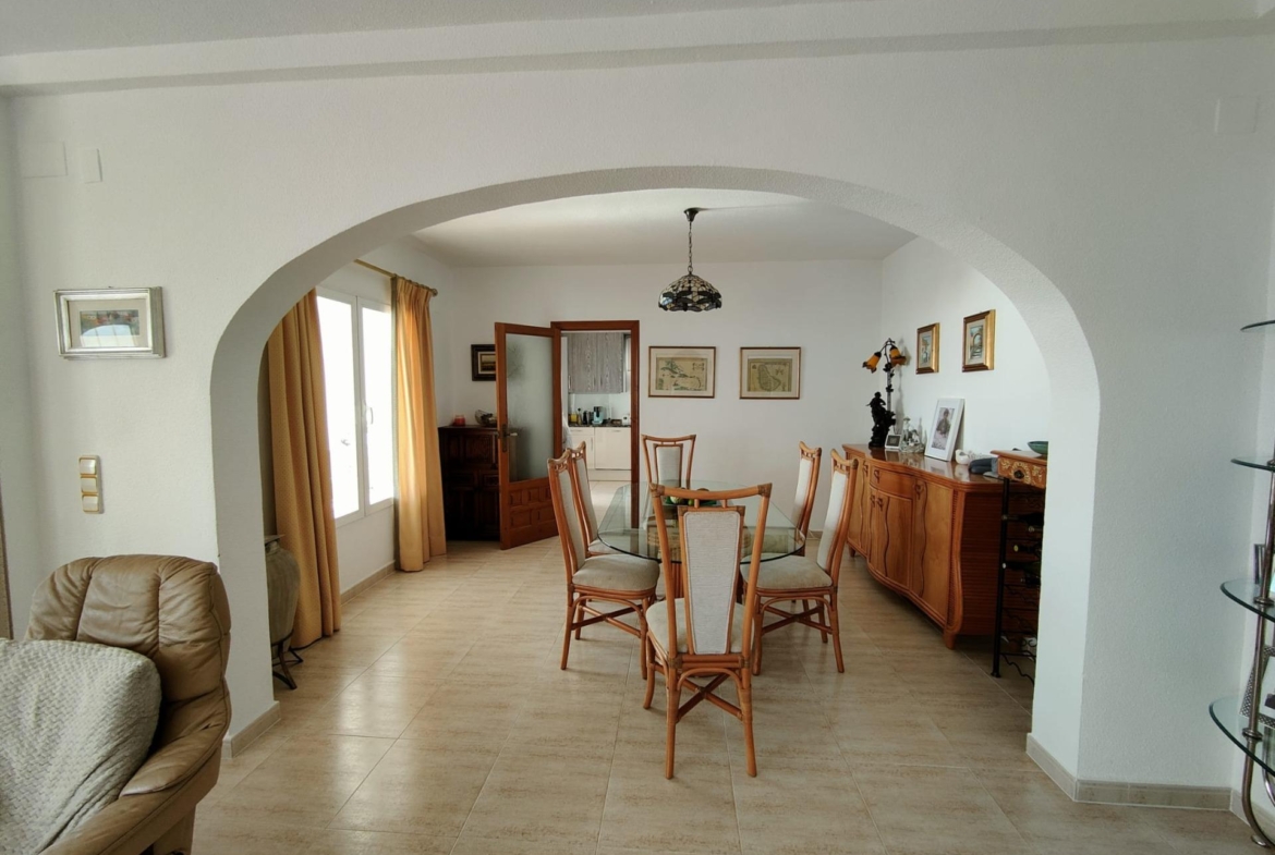 EXCLUSIVA VILLA INDEPENDIENTE EN CUMBRE DEL SOL
