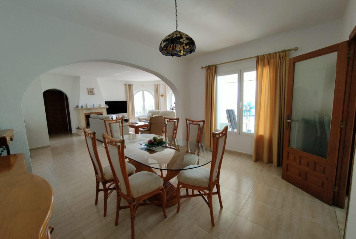 EXCLUSIVA VILLA INDEPENDIENTE EN CUMBRE DEL SOL