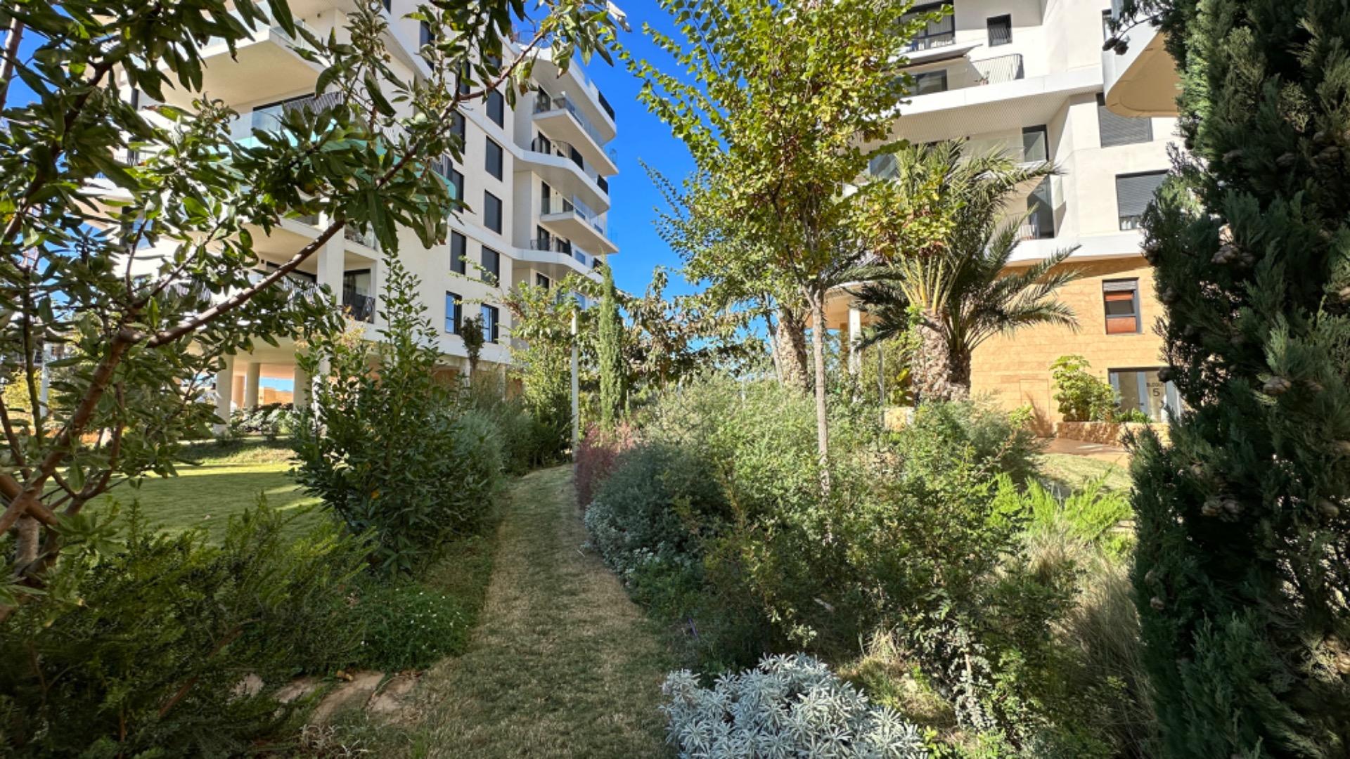 27-36 PENTHOUSE with incredible views IN Vilajoiosa