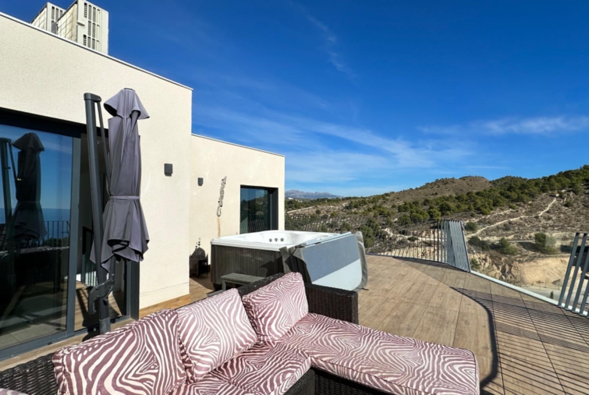 PENTHOUSE  with incredible views IN Vilajoiosa