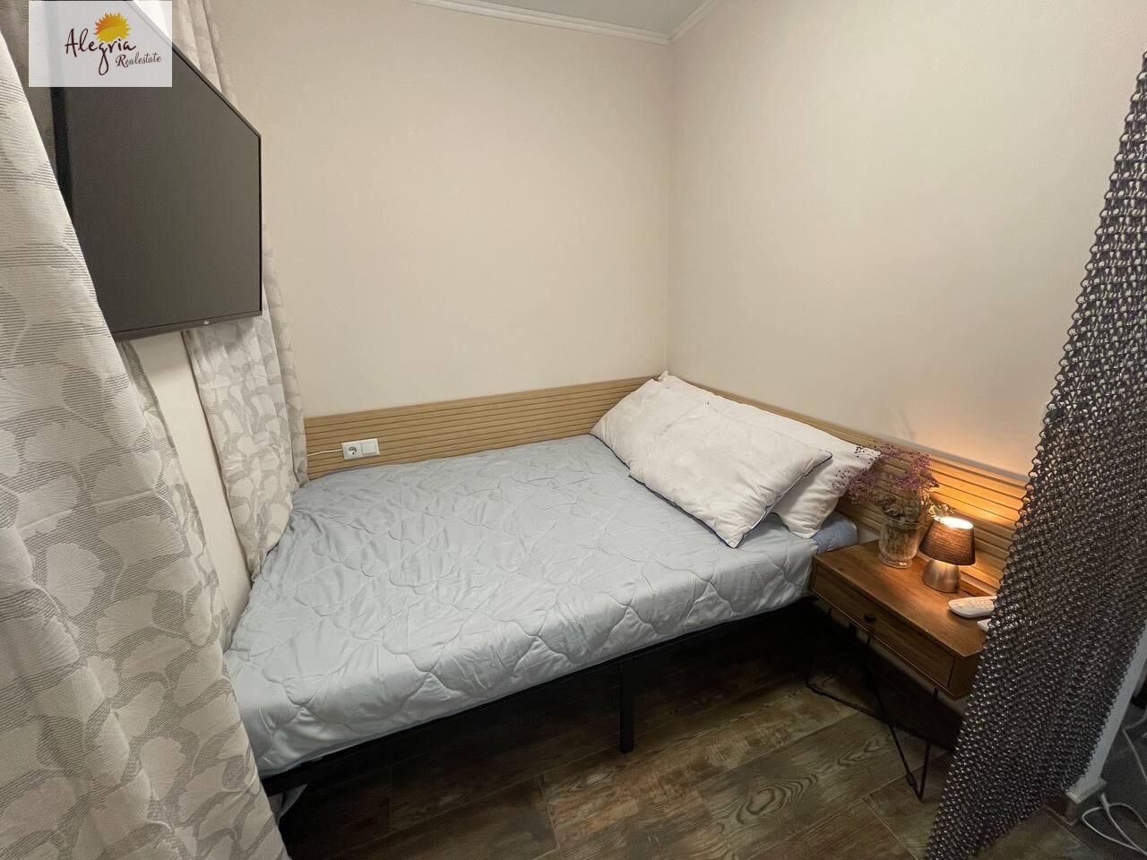 28-32 APARTHOTEL OF 4 COMPLETE FLATS WITH TOURIST LICENCE IN THE CENTRE OF ALICANTE FOR SALE