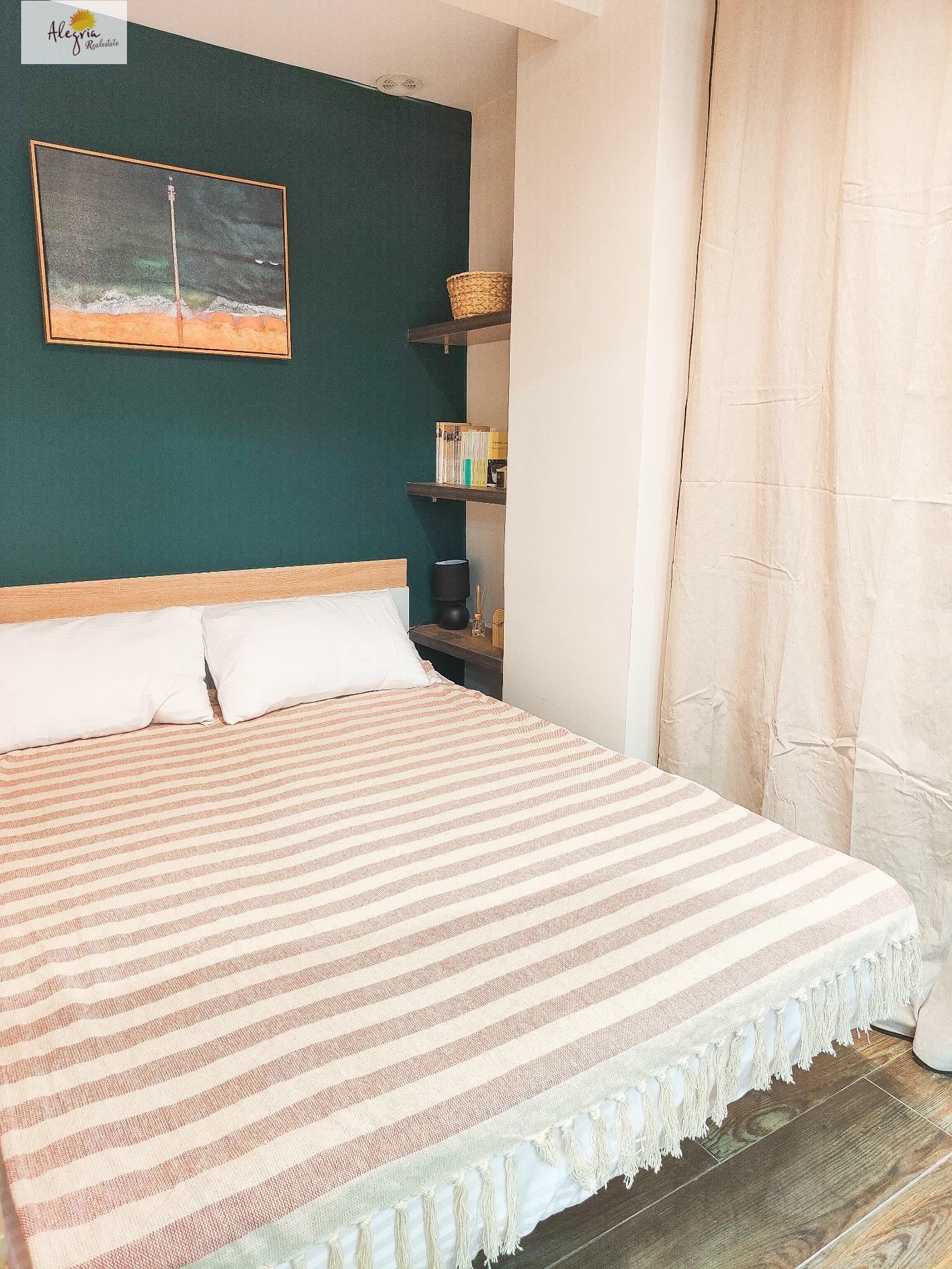 28-43 APARTHOTEL OF 4 COMPLETE FLATS WITH TOURIST LICENCE IN THE CENTRE OF ALICANTE FOR SALE