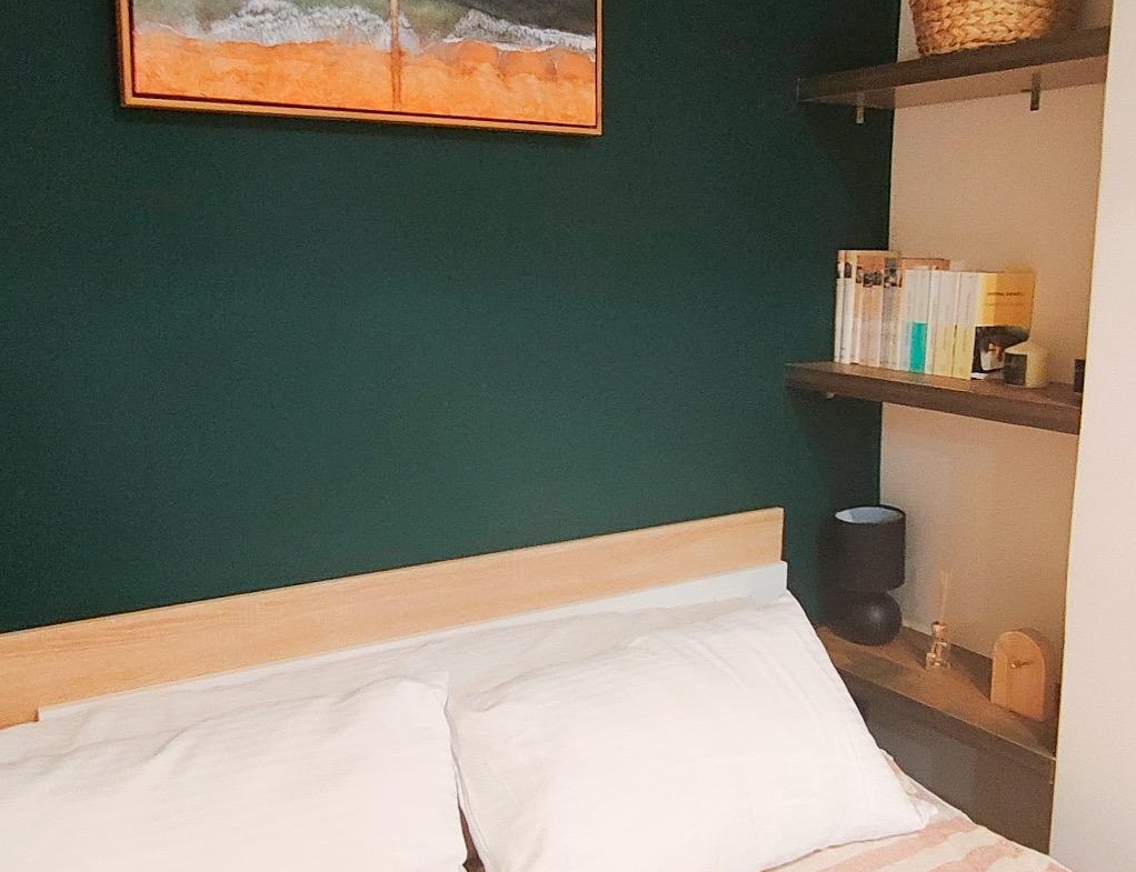 APARTHOTEL OF 4 COMPLETE FLATS WITH TOURIST LICENCE IN THE CENTRE OF ALICANTE FOR SALE