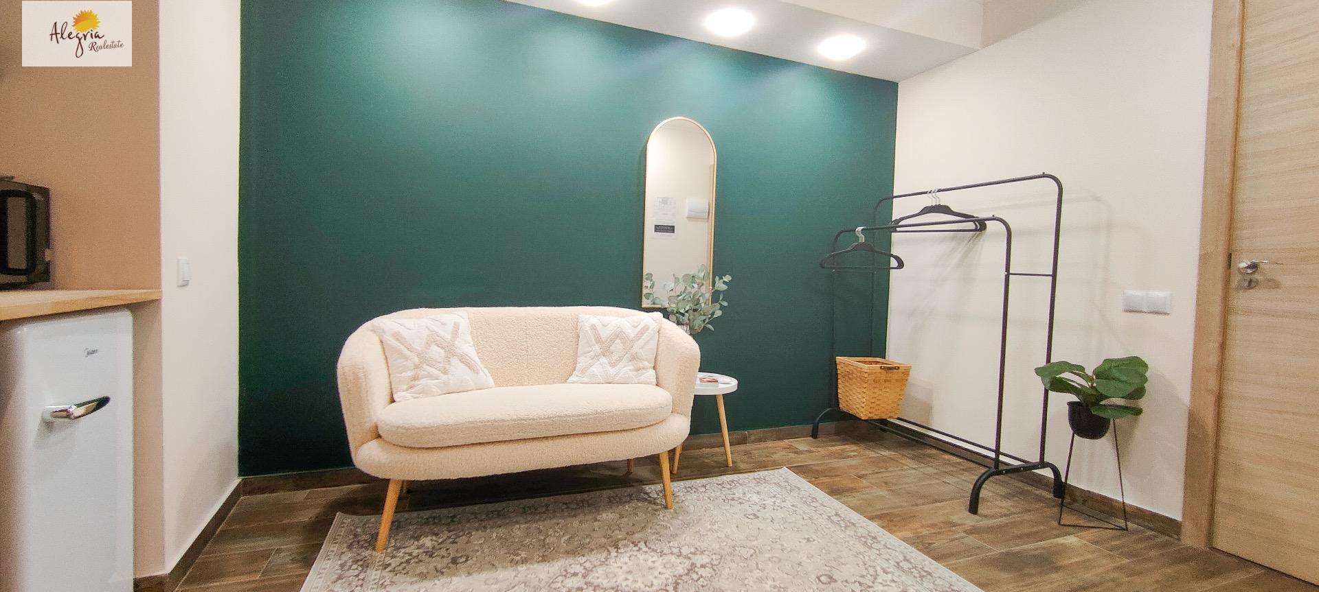 28-59 APARTHOTEL OF 4 COMPLETE FLATS WITH TOURIST LICENCE IN THE CENTRE OF ALICANTE FOR SALE
