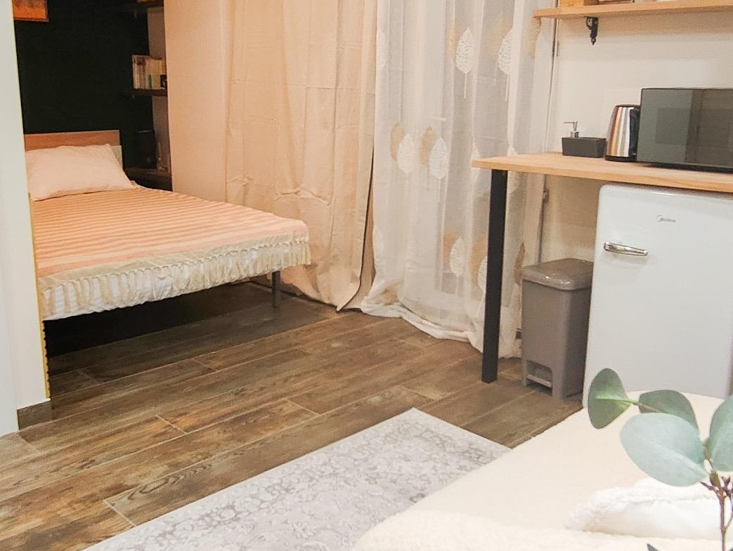 APARTHOTEL OF 4 COMPLETE FLATS WITH TOURIST LICENCE IN THE CENTRE OF ALICANTE FOR SALE