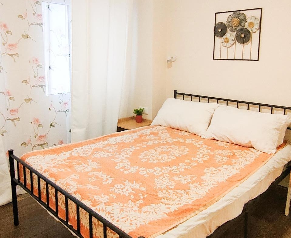 APARTHOTEL OF 4 COMPLETE FLATS WITH TOURIST LICENCE IN THE CENTRE OF ALICANTE FOR SALE