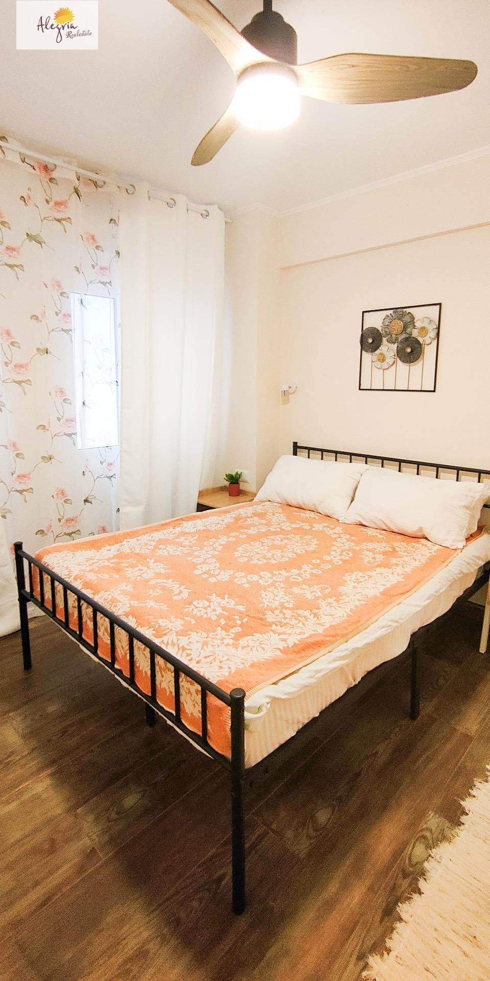 28-76 APARTHOTEL OF 4 COMPLETE FLATS WITH TOURIST LICENCE IN THE CENTRE OF ALICANTE FOR SALE