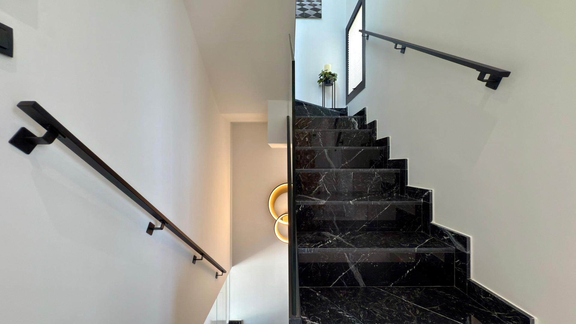 29-36 LUXURY VILLA WITH MAGNIFICENT VIEWS IN FINESTRAT