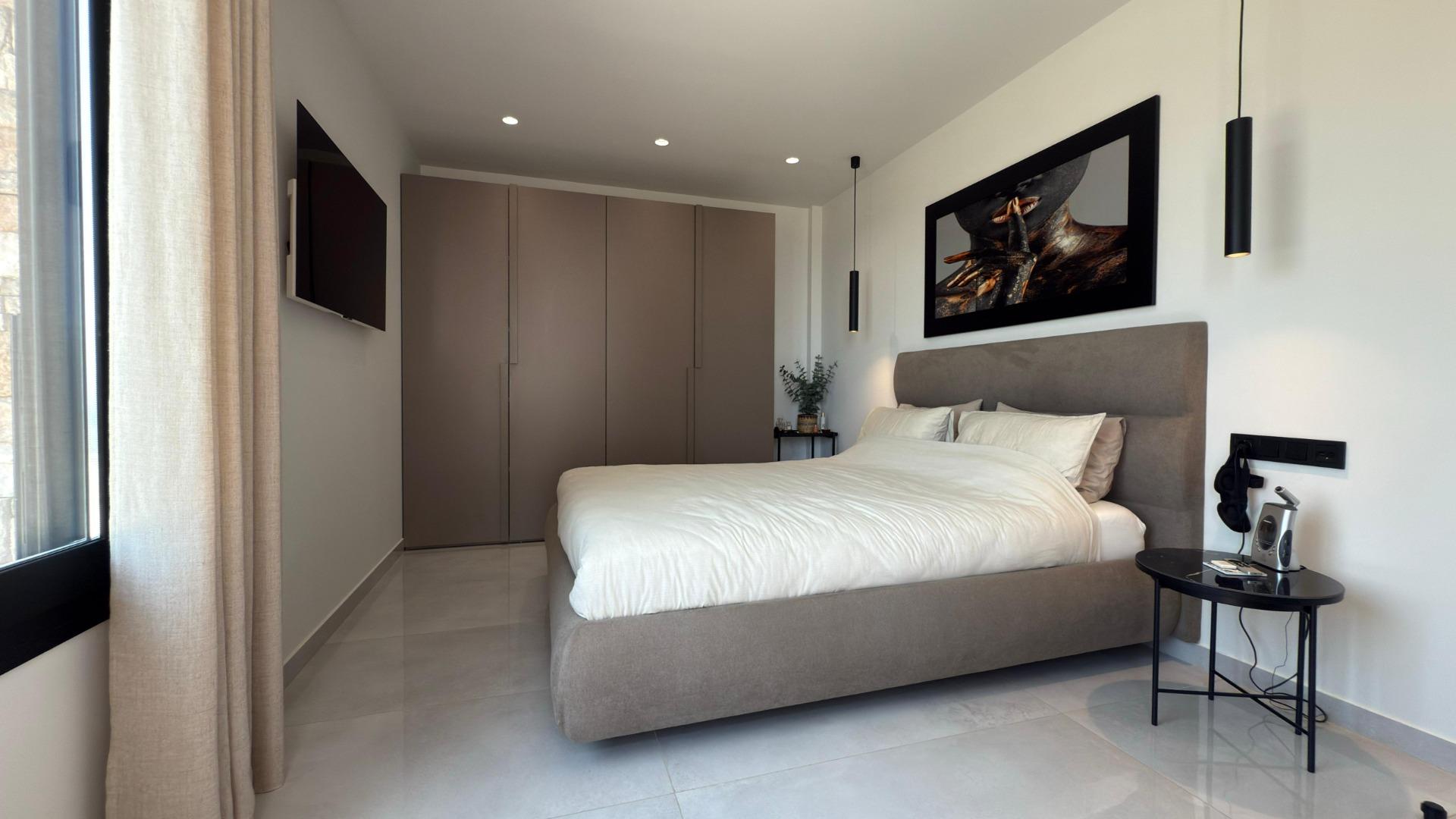 29-37 LUXURY VILLA WITH MAGNIFICENT VIEWS IN FINESTRAT