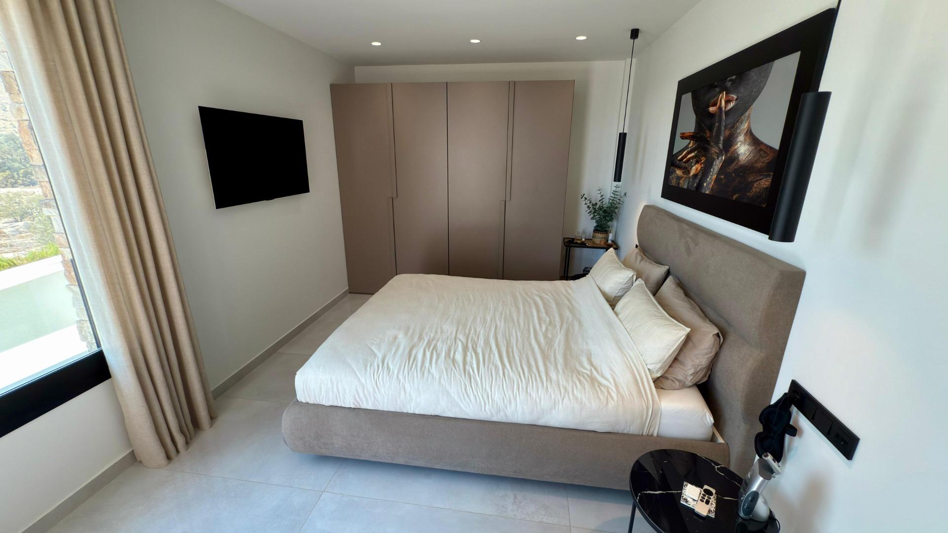 29-39 LUXURY VILLA WITH MAGNIFICENT VIEWS IN FINESTRAT