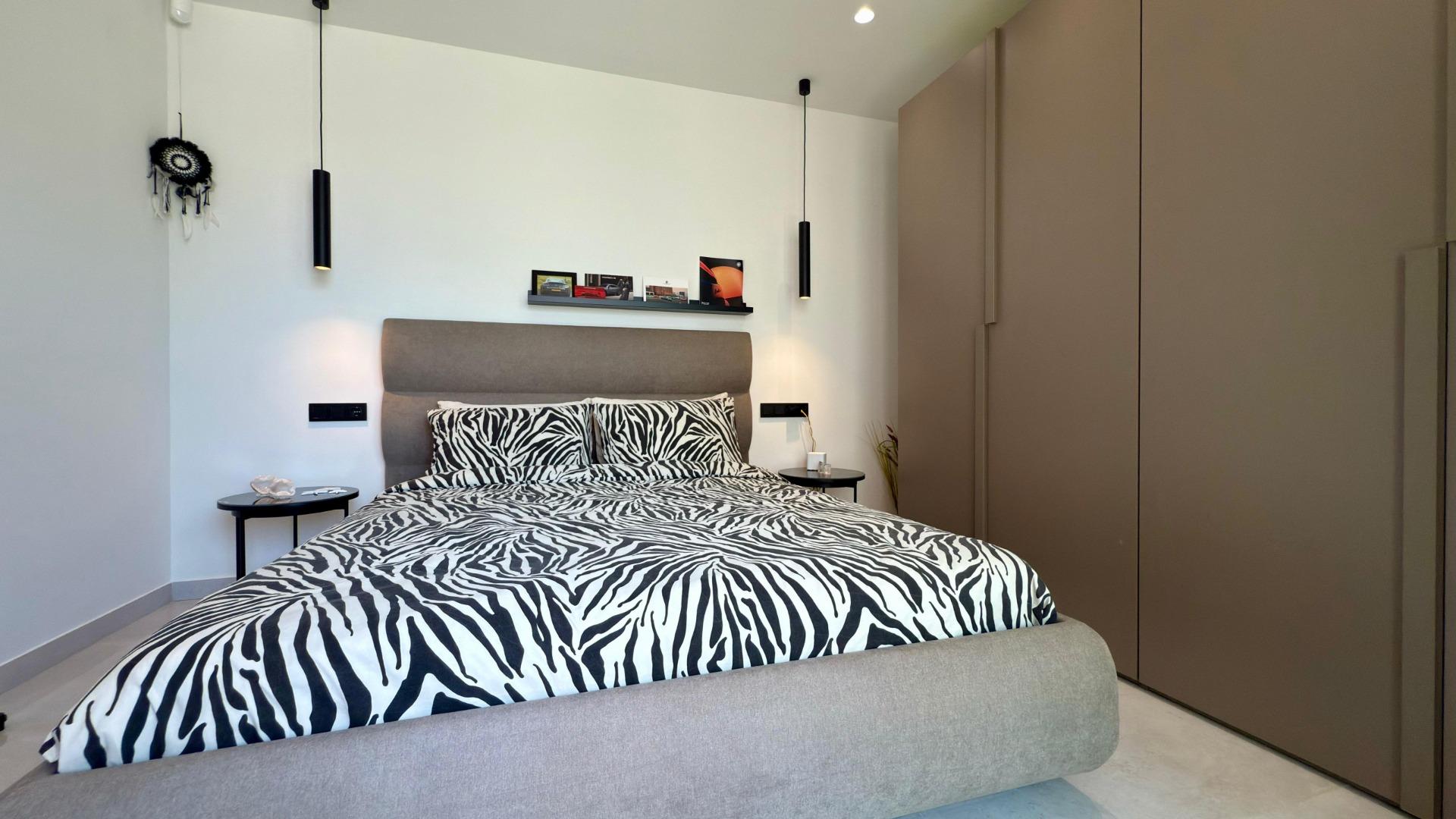 29-42 LUXURY VILLA WITH MAGNIFICENT VIEWS IN FINESTRAT