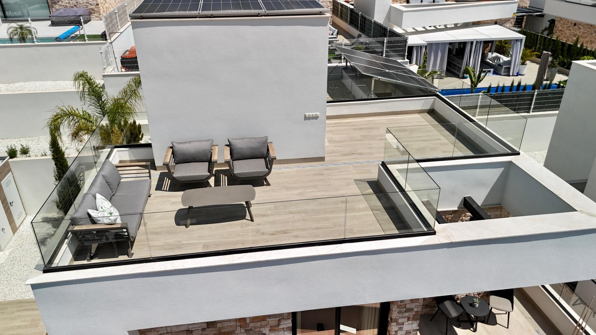 29-63 LUXURY VILLA WITH MAGNIFICENT VIEWS IN FINESTRAT