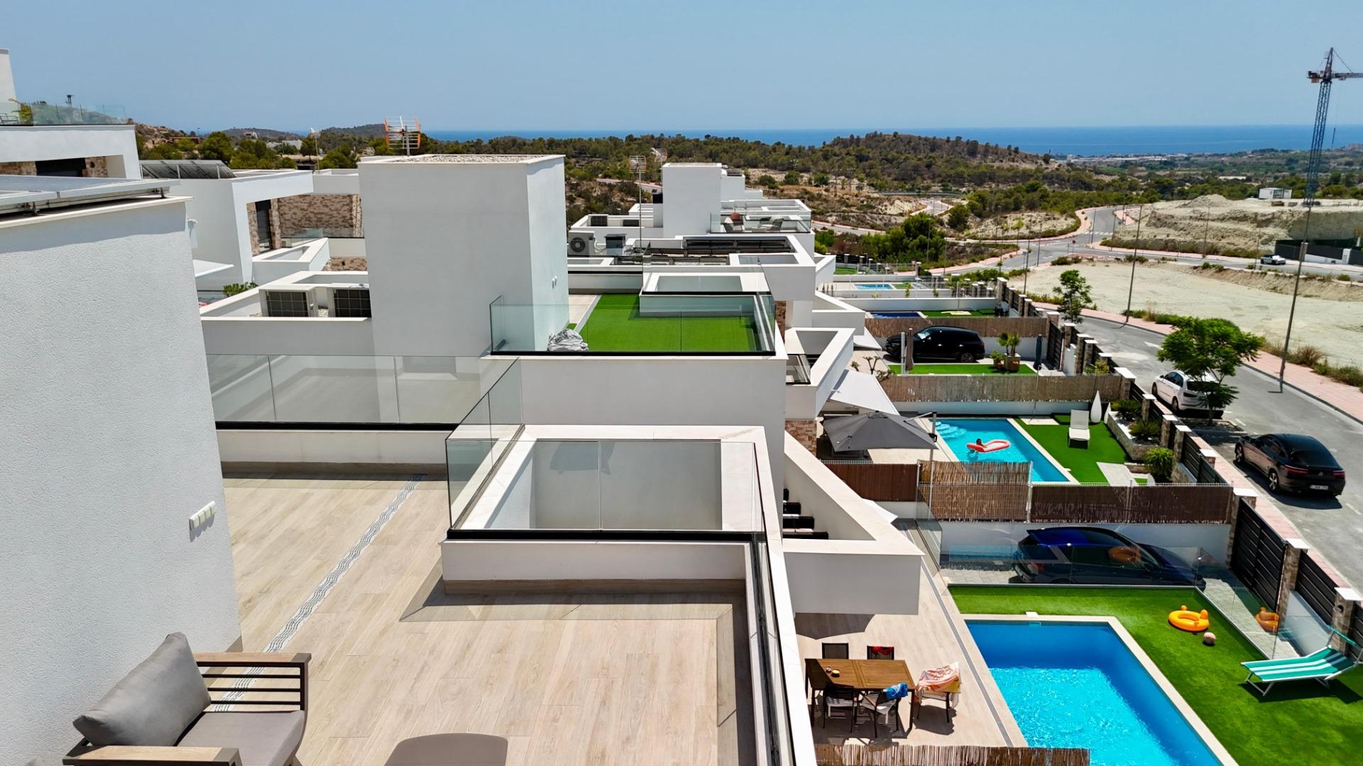 29-7 LUXURY VILLA WITH MAGNIFICENT VIEWS IN FINESTRAT