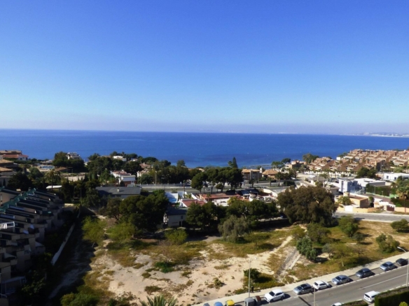 MAGNIFICO PISO CON VISTAS INCRÍBLES AL MAR EN CABO DE LAS HUERTAS!