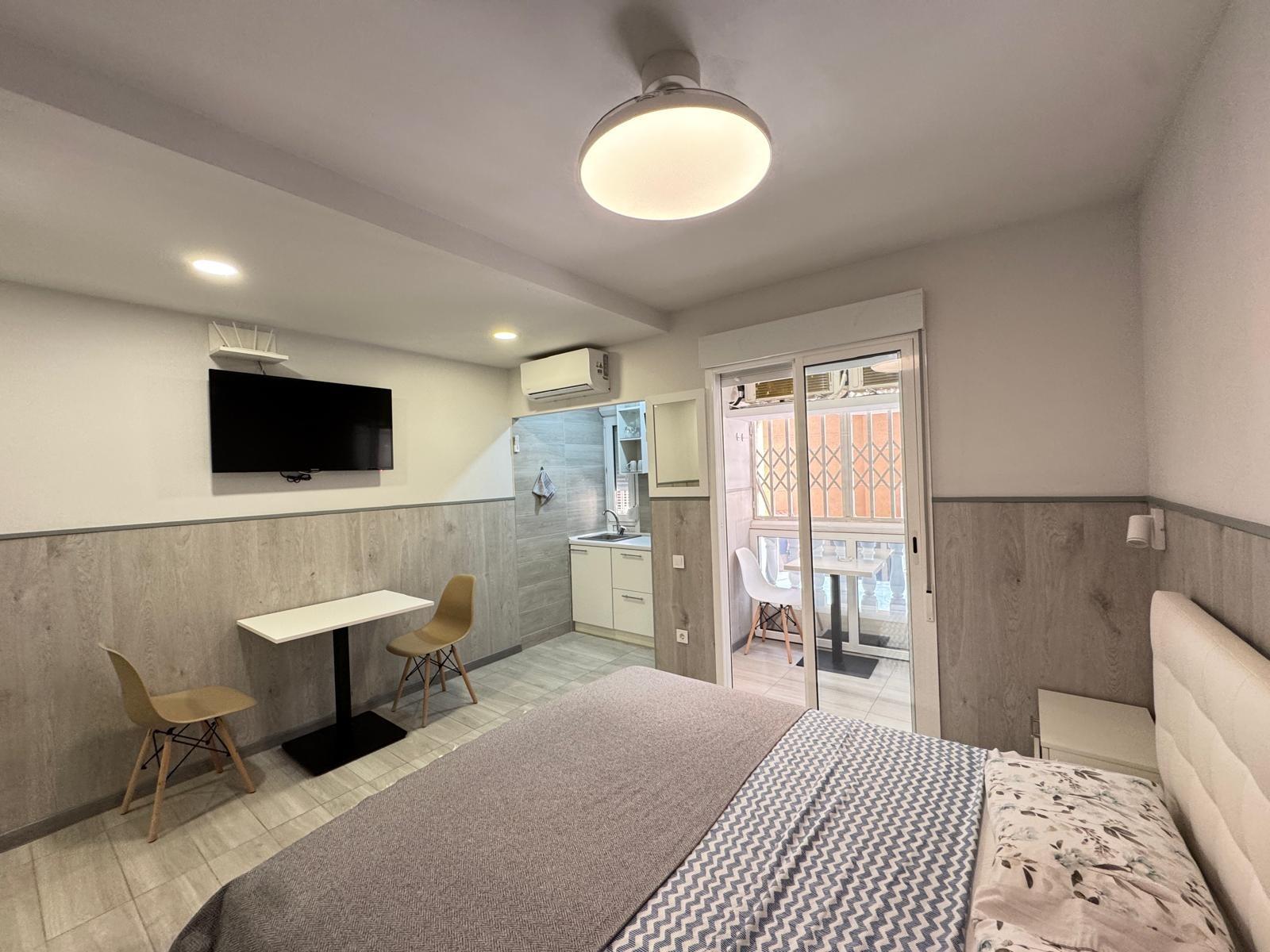 2 BAÑOS. 65 M2. SECADO POR DOS ESTUDIOS PARA ALQUILAR