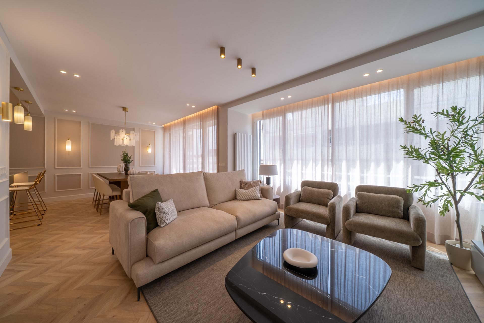 LUXURY HOUSING IN GOYA WITH PARKING SPACE