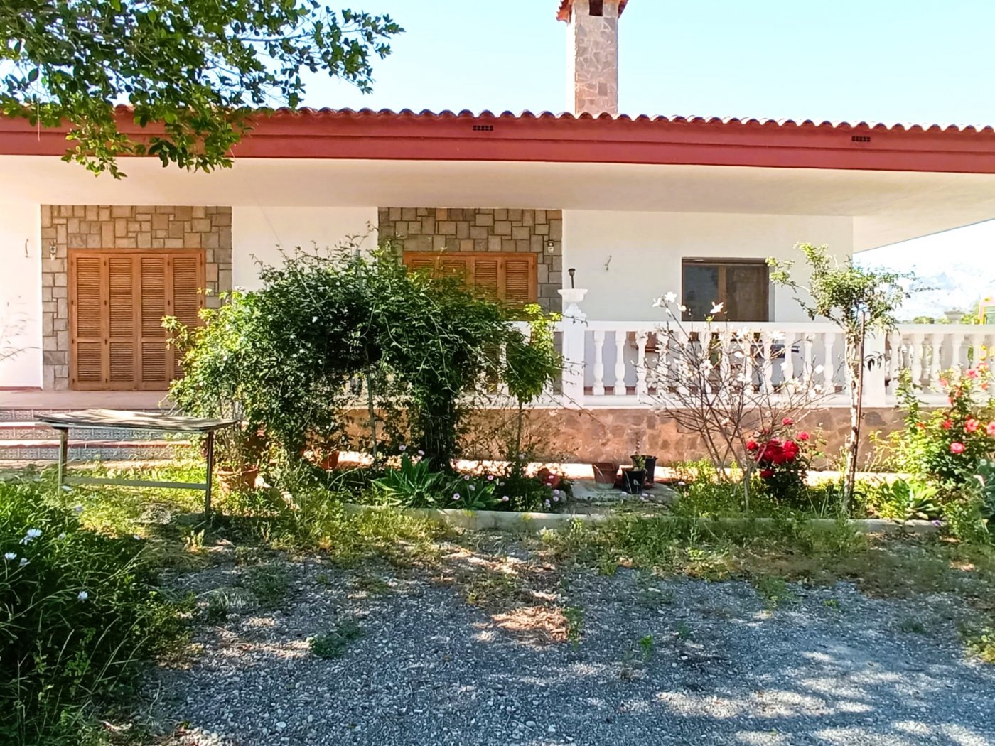 INDEPENDENT VILLA OF 500M2 – LAND OF 10,000M2 NEXT TO BONALBA – MUCHAMIEL