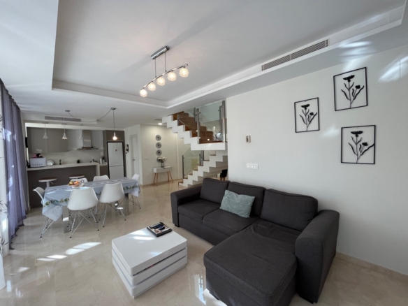 VILLA FOR SALE IN VILLAJOYOSA