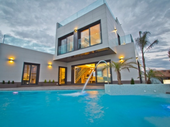 Independent Villas of San Miguel de Salinas – Bellavista. From 469 000 евро.