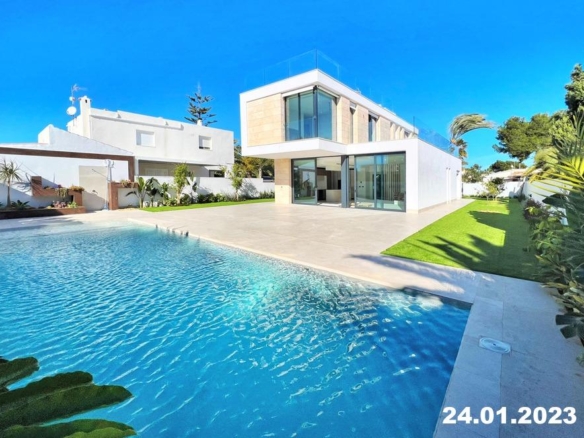 VILLA MYKONOS EN LA ZENIA! MODERNA VILLA DE LUJO DE OBRA NUEVA A SOLO 260 M DE LA PLAYA