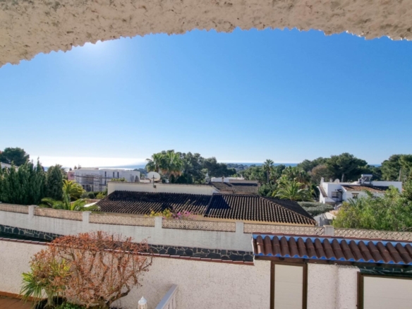 Luxury villa for a large family in Moraira