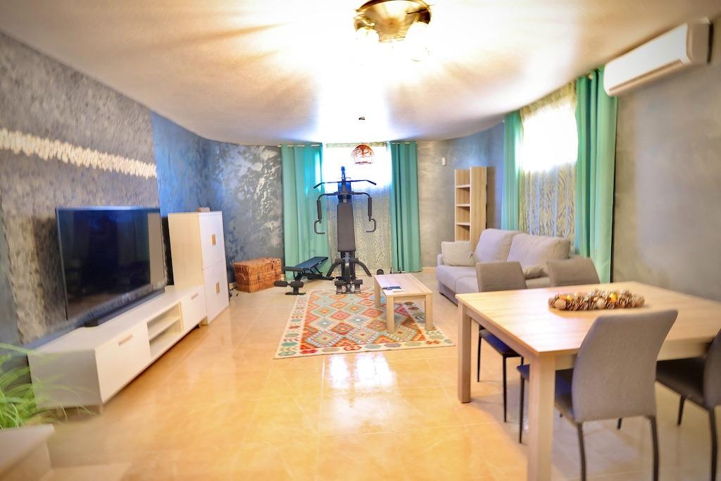 Independent villa in San Miguel de Salinas