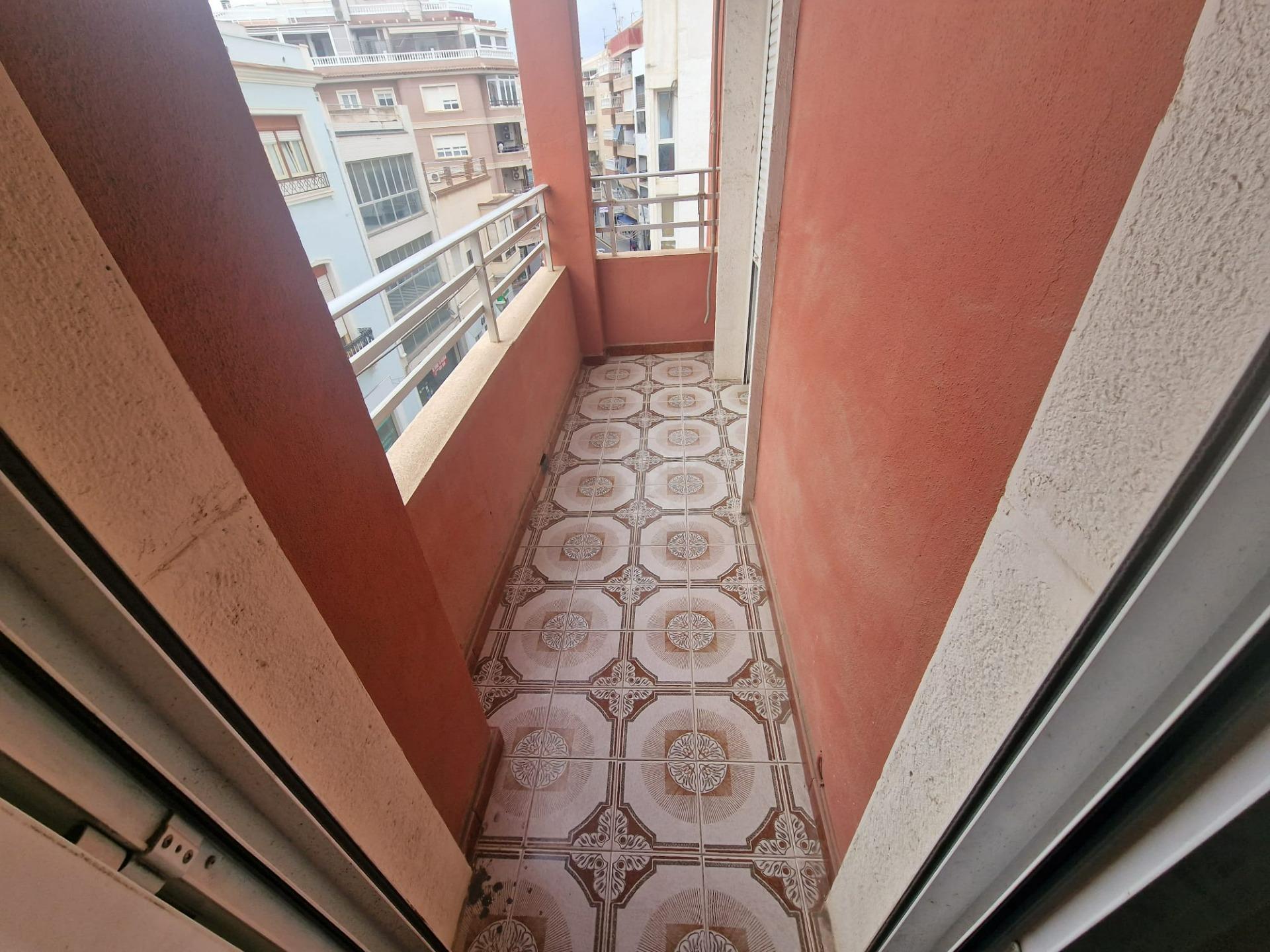 3-10-114 Apartamento muy amplio en pleno centro