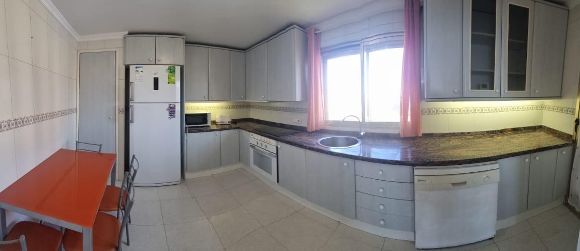 MAGNIFICO PISO CON VISTAS INCRÍBLES AL MAR EN CABO DE LAS HUERTAS!