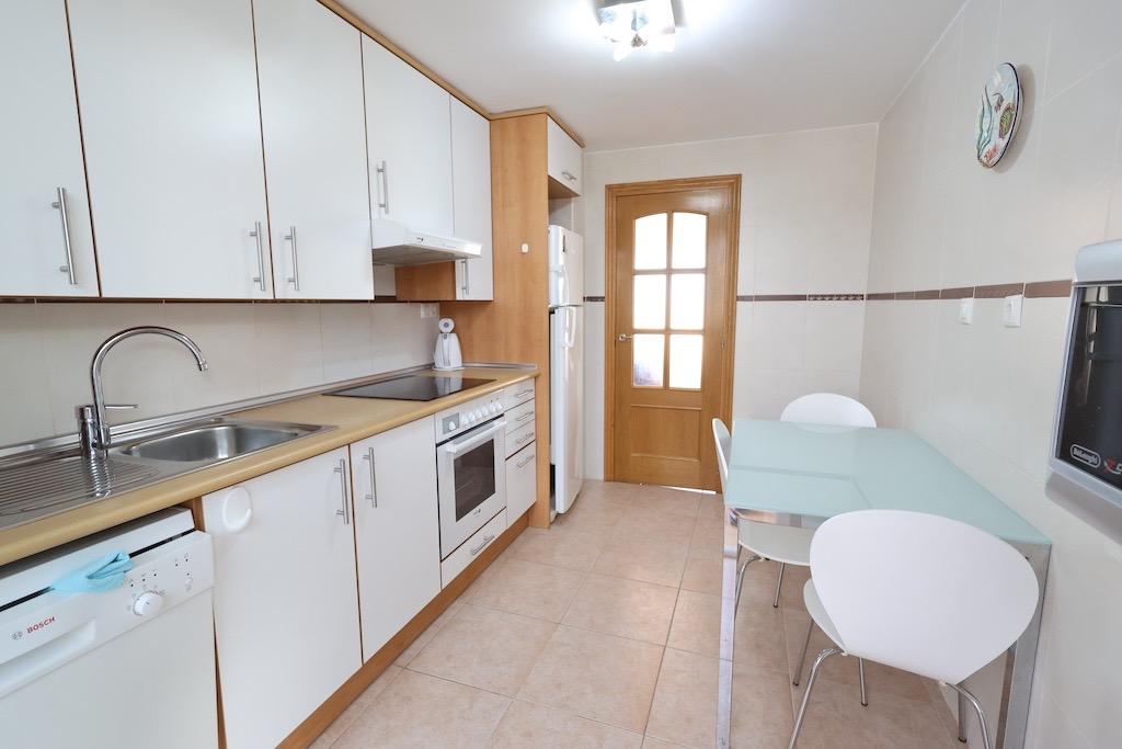 Apartment with sea views in Aguamarina