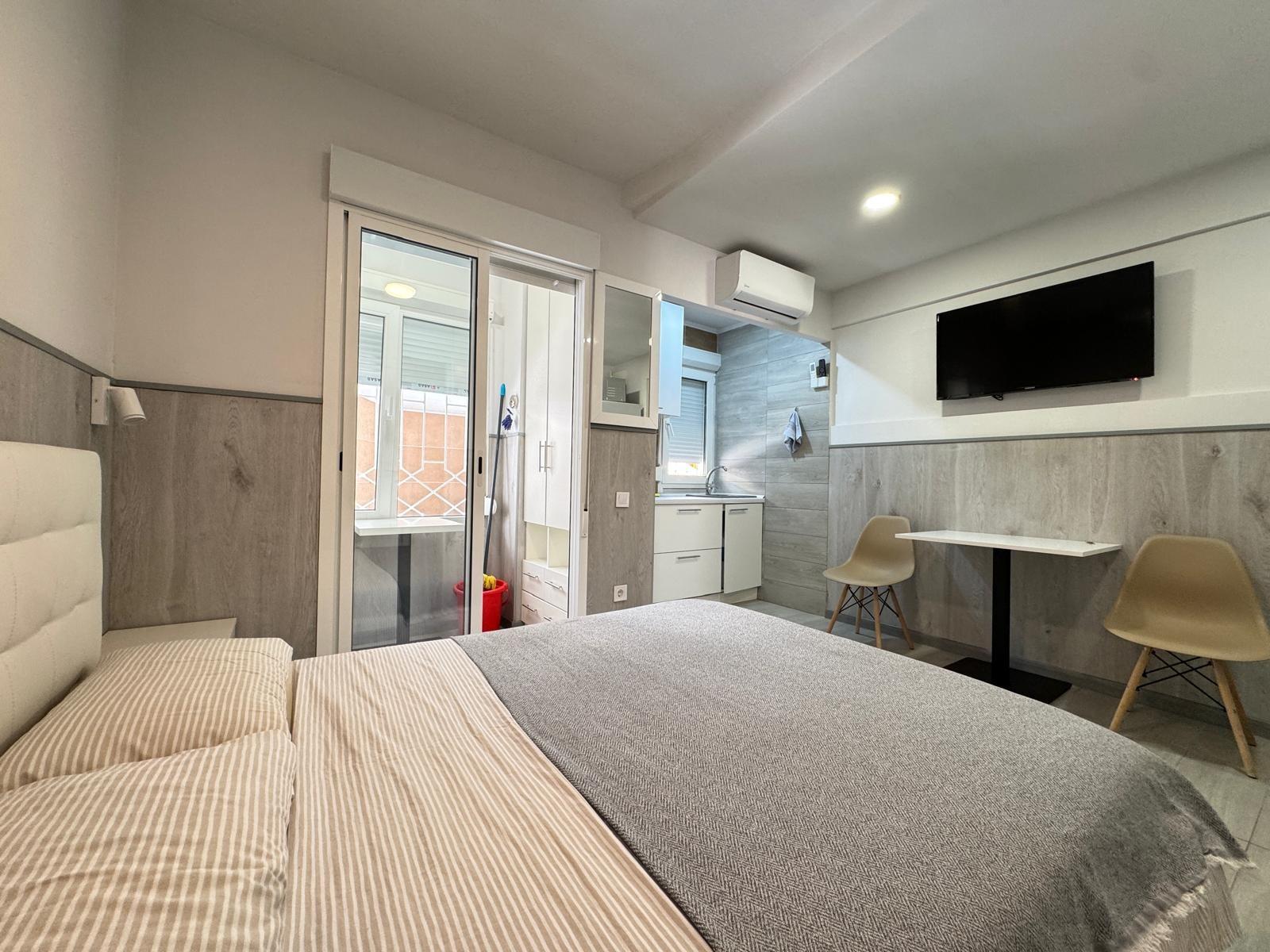 2 BAÑOS. 65 M2. SECADO POR DOS ESTUDIOS PARA ALQUILAR