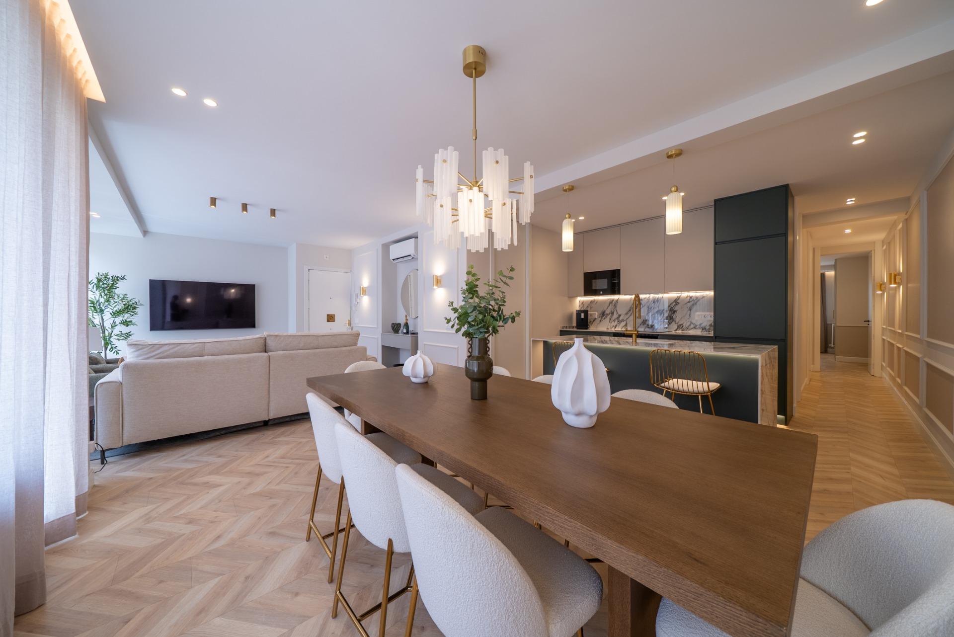 LUXURY HOUSING IN GOYA WITH PARKING SPACE