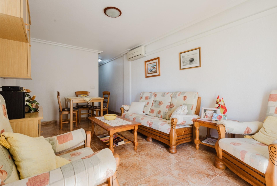 ESPACIOSA VIVIENDA DE 3 AMPLIAS HABITACIONES