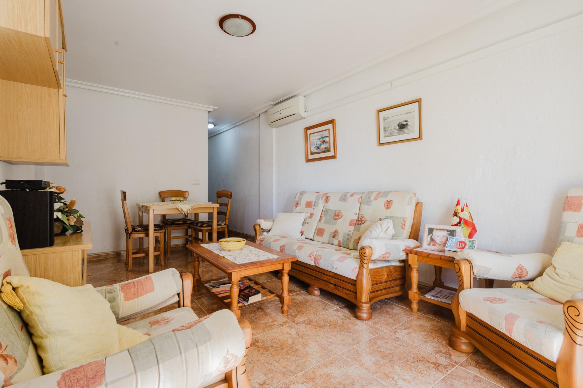 ESPACIOSA VIVIENDA DE 3 AMPLIAS HABITACIONES