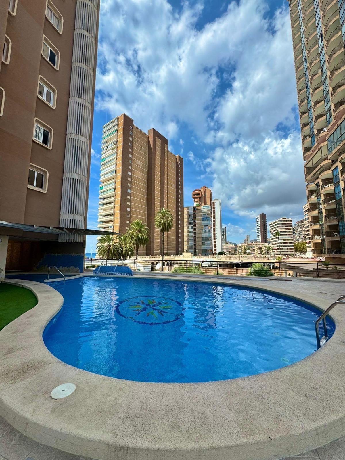 Apartamento con IMPRESIONANTES vistas al mar, Edif. Coblanca 8, playa Levante, Benidorm
