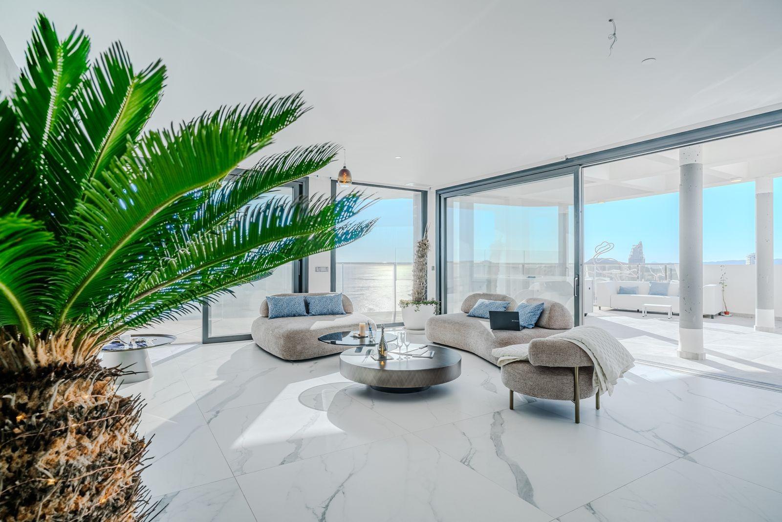 Premium Apartment at Sunset Cliffs – 29th Floor