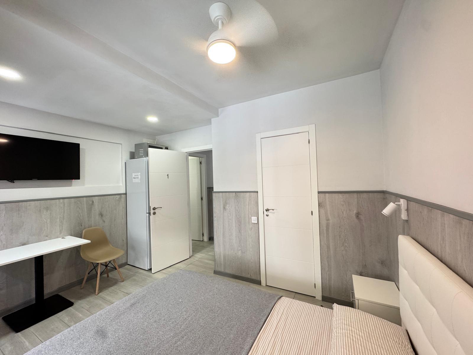 2 BAÑOS. 65 M2. SECADO POR DOS ESTUDIOS PARA ALQUILAR