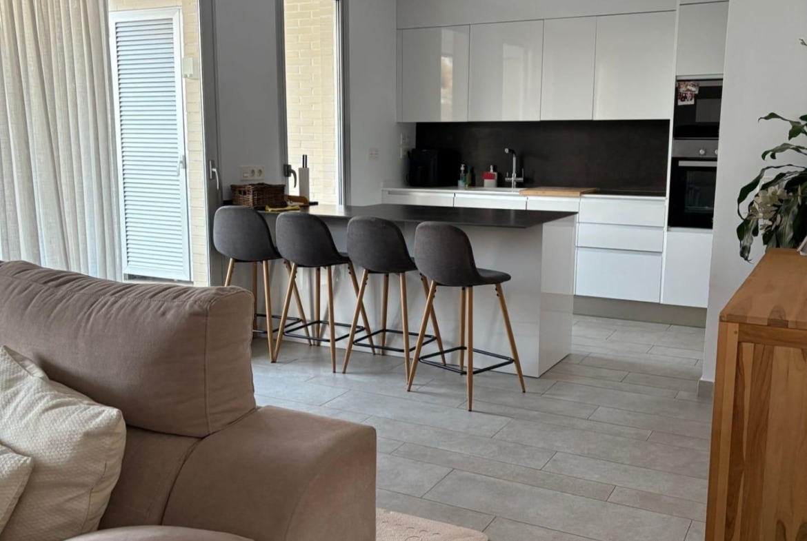RESIDENCIAL ITACA, en Pau 5, bonito apartamento con gran terraza