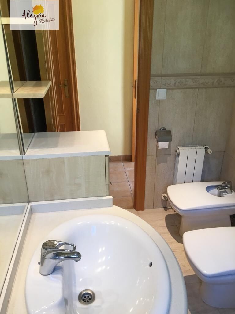 3-11-44 Chalet en venta en la Eliana