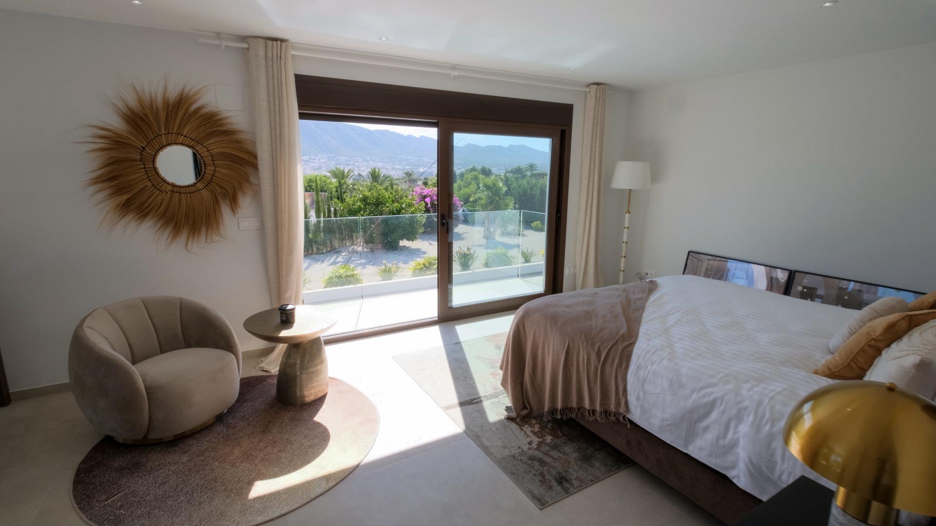 3-11-50 “Stunning Villa with scenic views to the sea and valle in Altea”