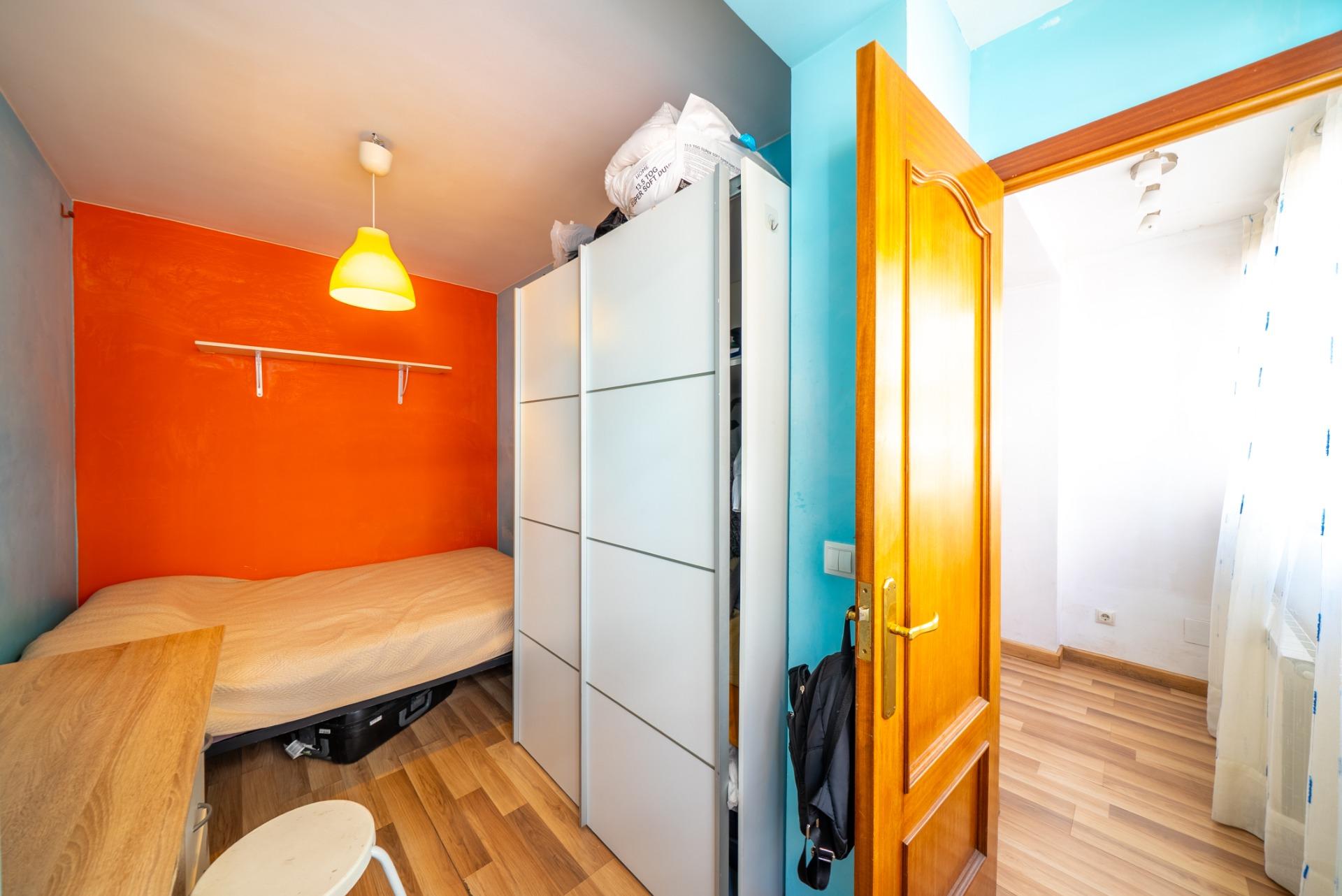 3-12-174 BRIGHT EXTERIOR APARTMENT IN CIUDAD LINEAL
