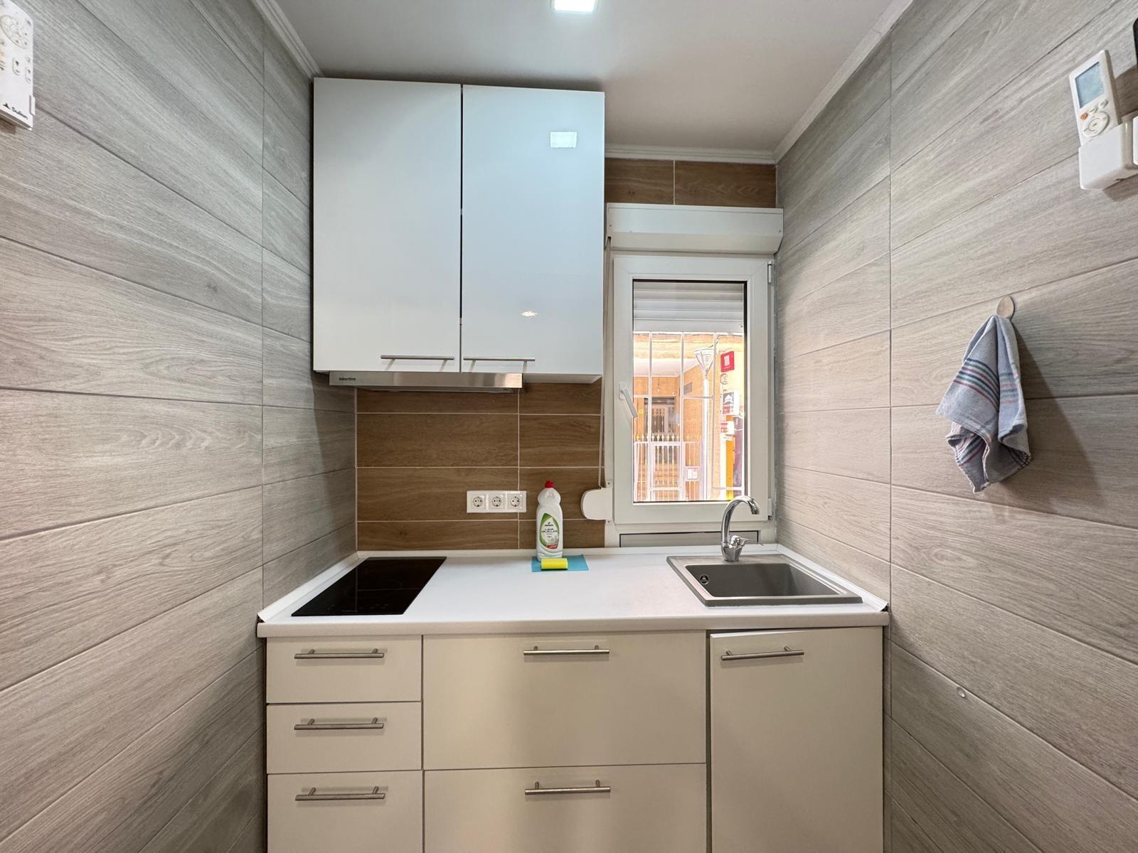 2 BAÑOS. 65 M2. SECADO POR DOS ESTUDIOS PARA ALQUILAR