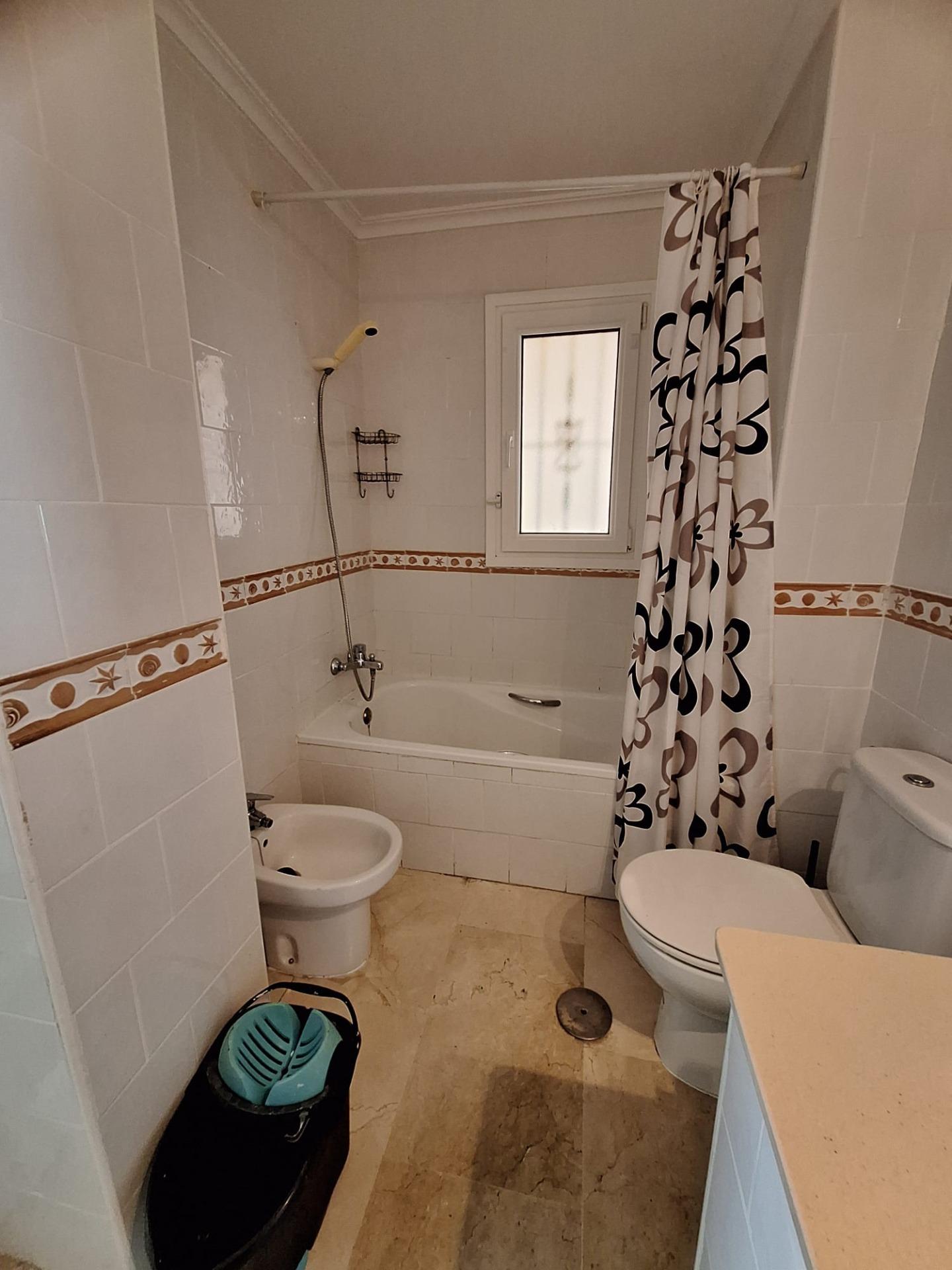 3-13-150 Apartamento en la prestigiosa urbanización Jumilla 3