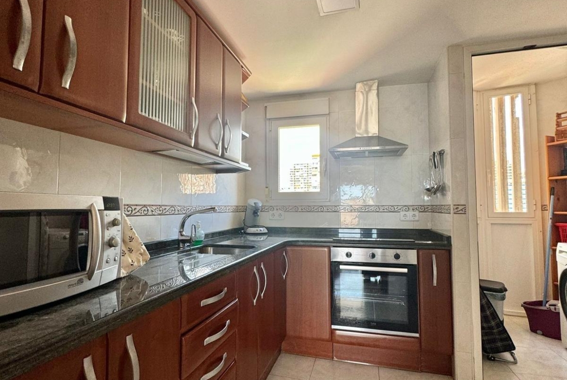 Apartamento con IMPRESIONANTES vistas al mar, Edif. Coblanca 8, playa Levante, Benidorm