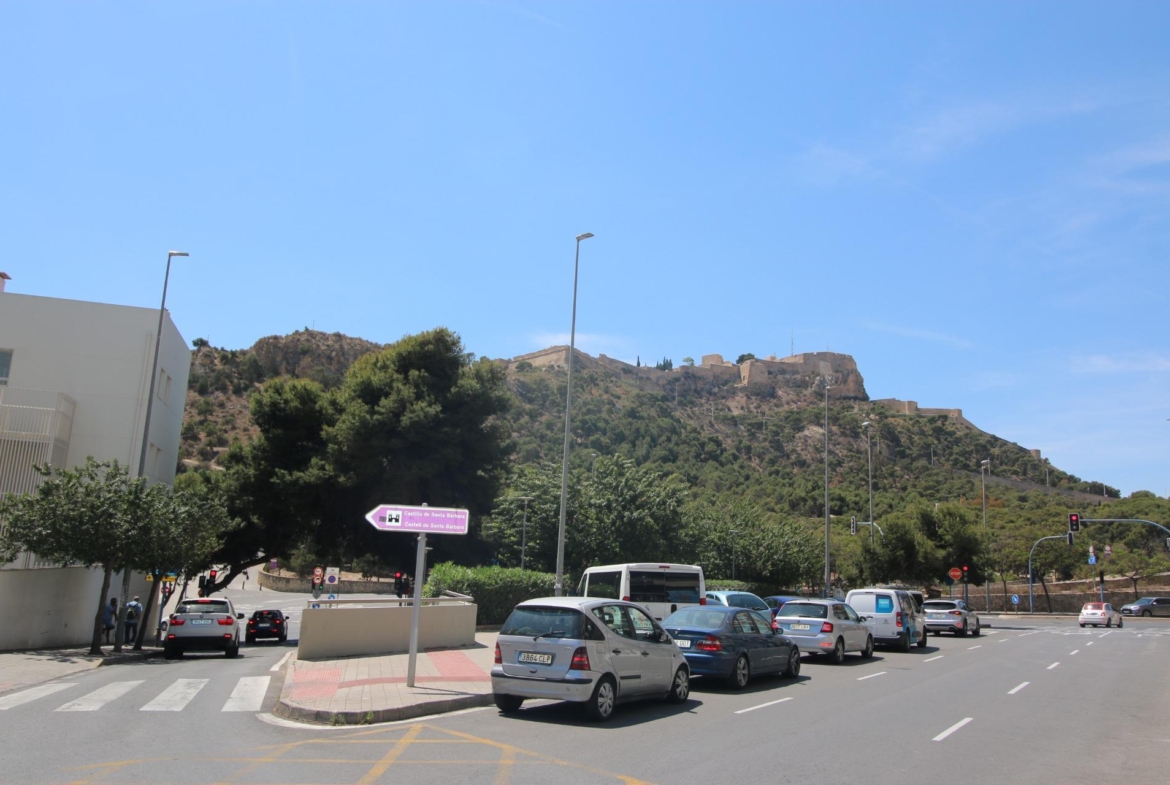 EDIFICIO EN VENTA EN ALICANTE – PLA DEL BON REPOS