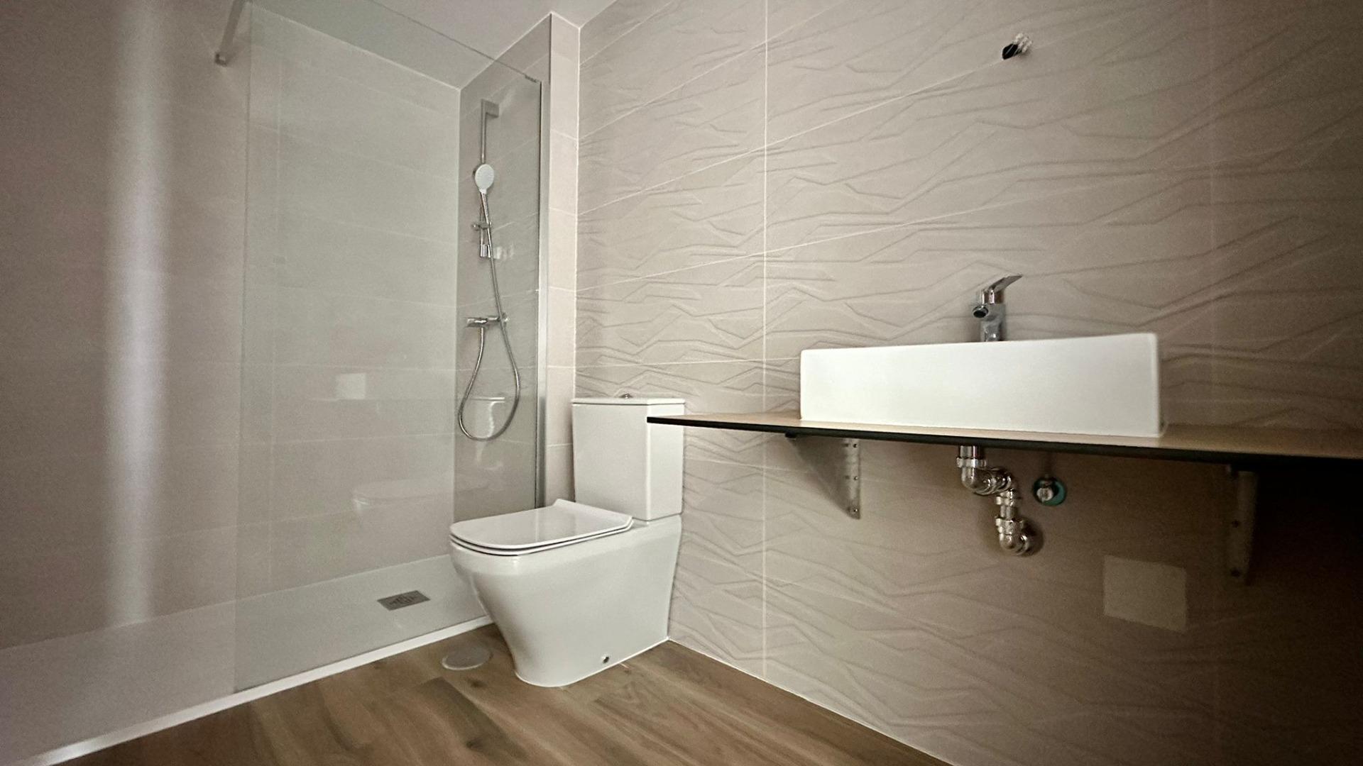 NIEUWE APPARTEMENT MET ZEEZICHTEN