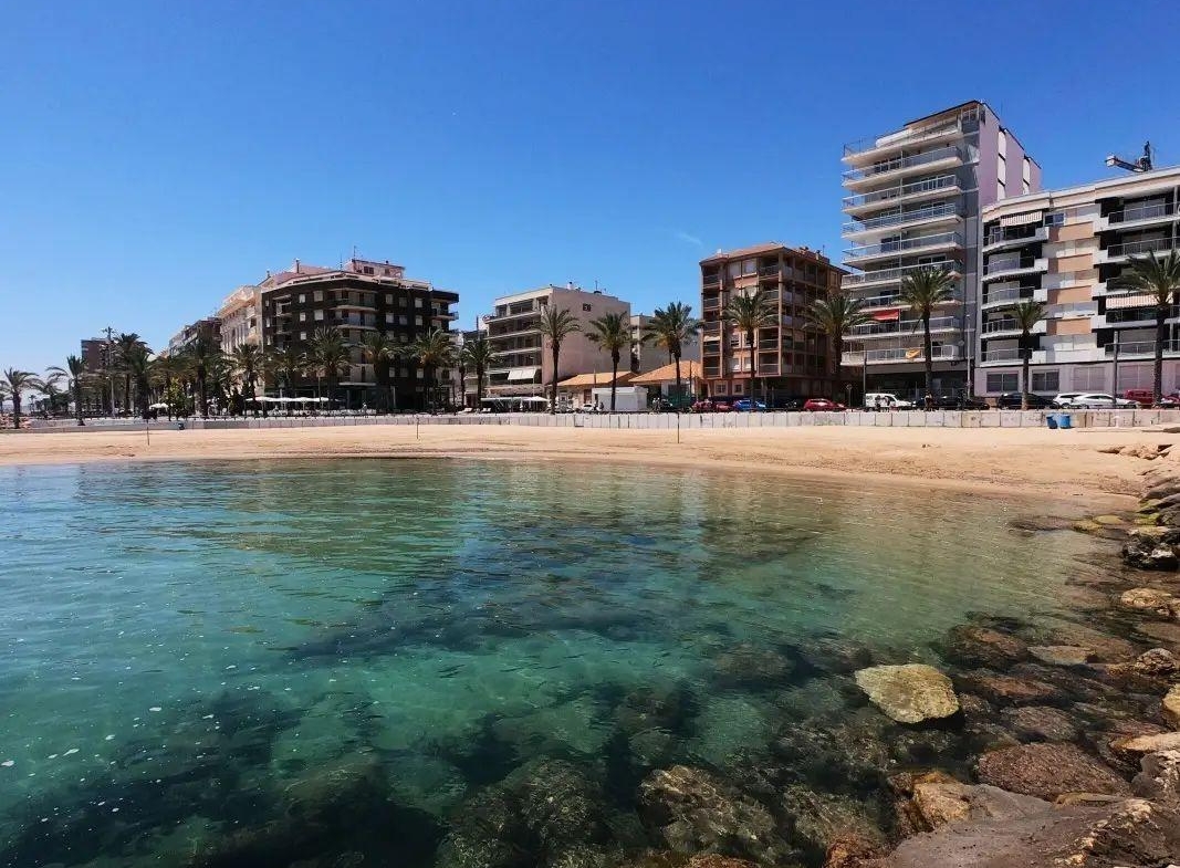 OBRA NUEVA! APPARTAMENTO EN LA 2 LINEA DEL MAR. CON TRASTERO. 2 DORM. 2 BAÑOS. 125 M2.