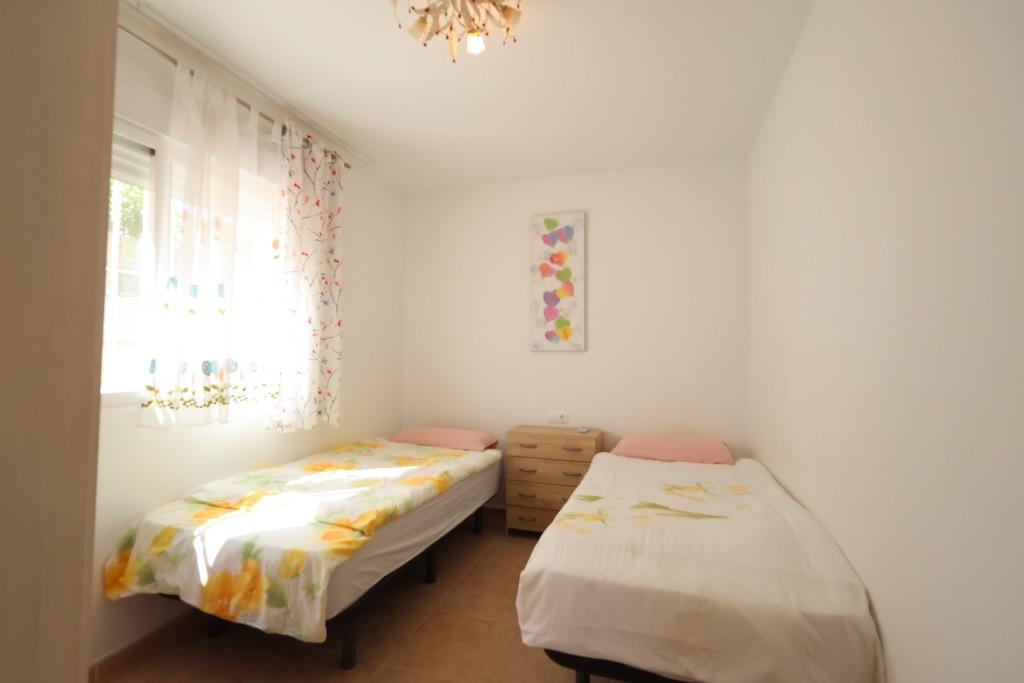 Apartment with sea views in Aguamarina