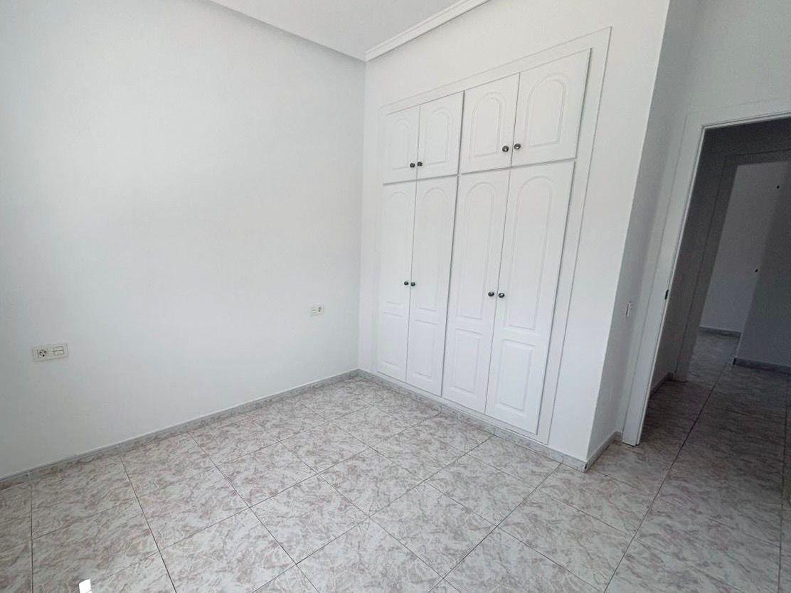 VILLA ESTILO MEDITERRANEO EN CIUDAD QUESADA CON PARCELA DE 500 M2 Y PROPIA PISCINA. 3 DORM. 2 BAÑOS. 110 M2 DE CASA.