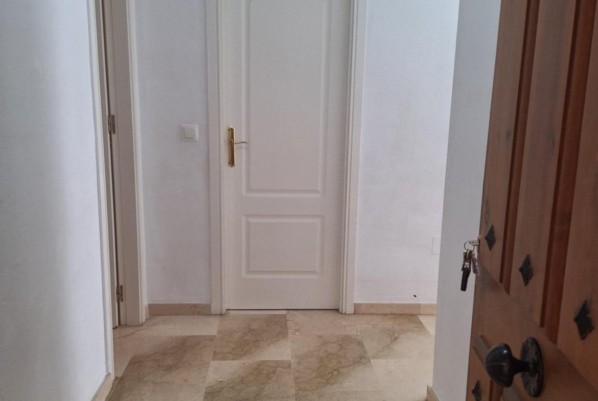 Apartamento en la prestigiosa urbanización Jumilla 3