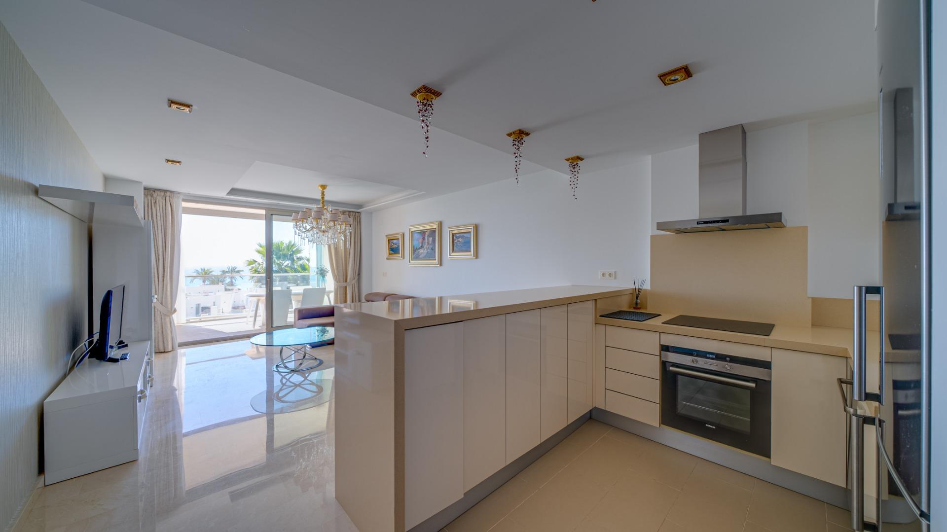 Magnificent apartment with stunning sea views